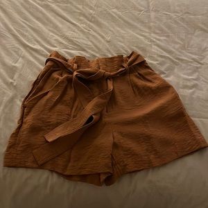 A new day, brown large pleated shorts